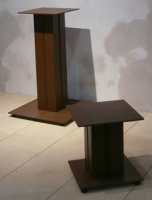 Pedana espositiva linea SIDEROS cm 40x40x40h.